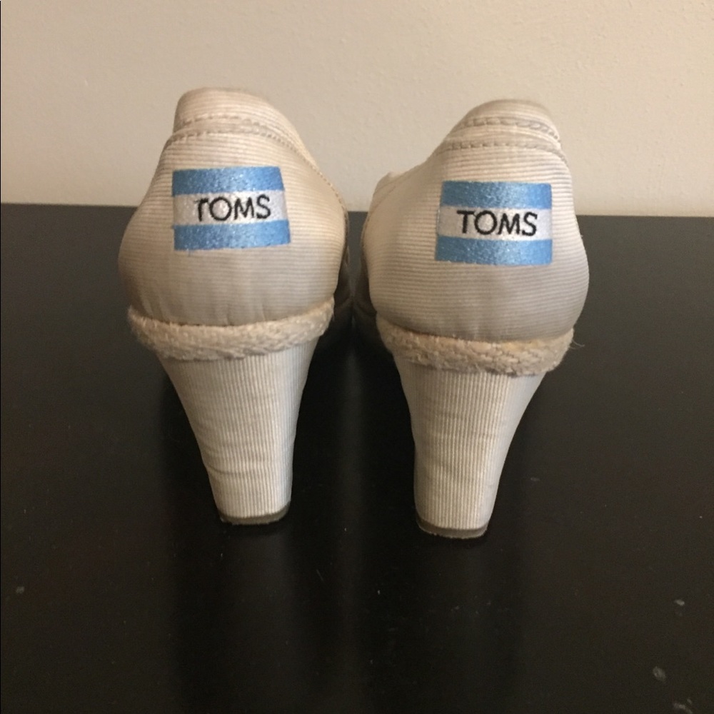 TOMS Khaki Wedge